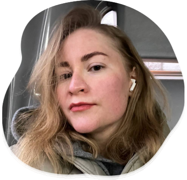 Оля Медведева